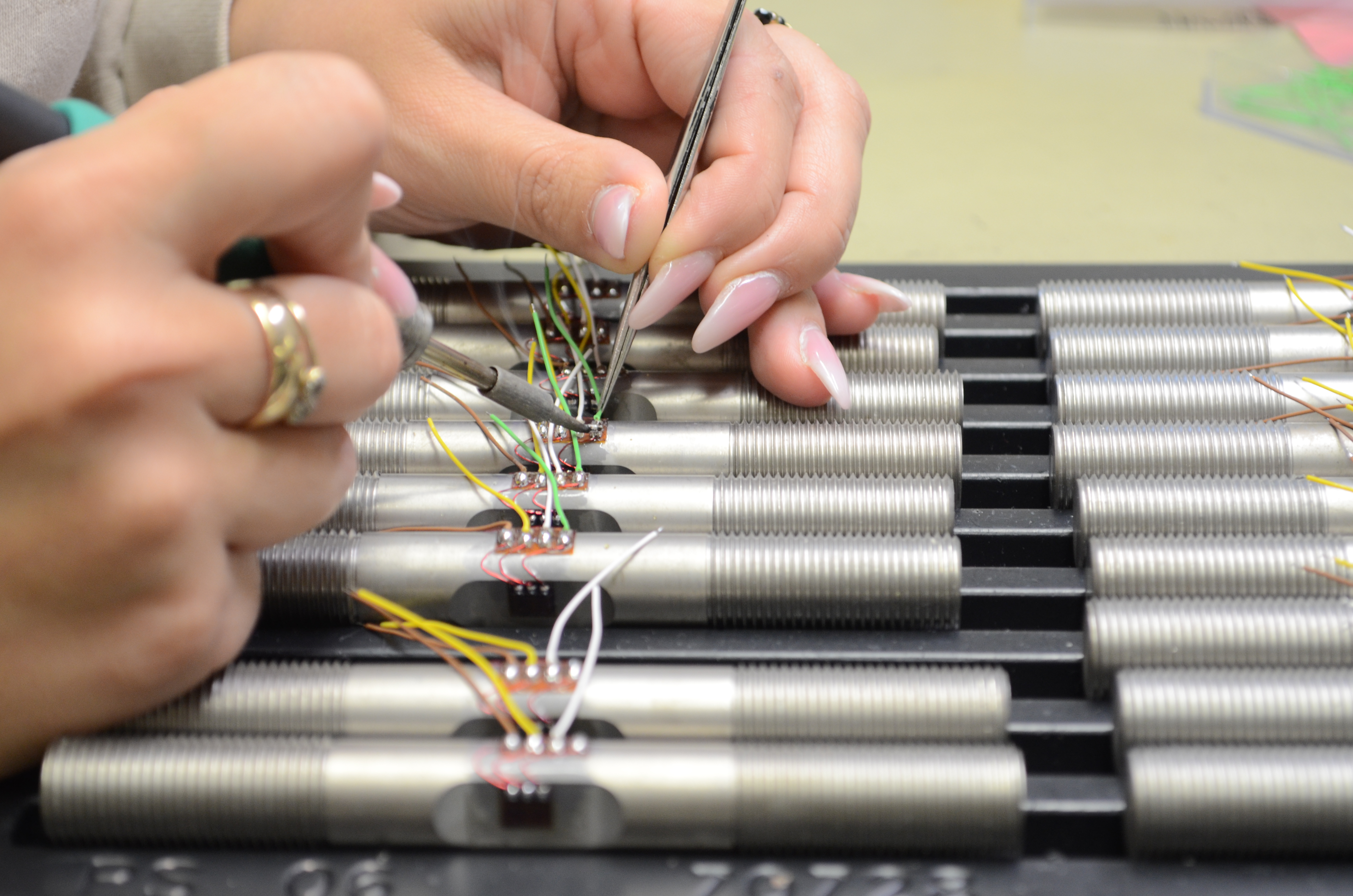 Sensors & force transducers