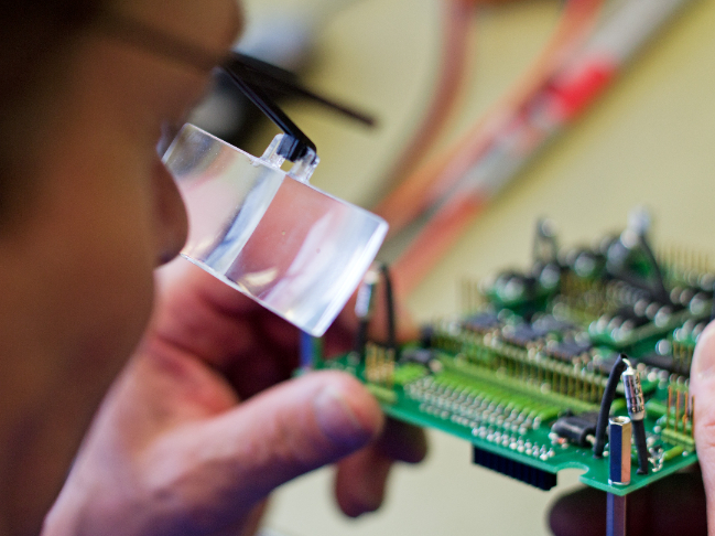 Electronics technician for devices and systems (m/f/d) - Electronics sector